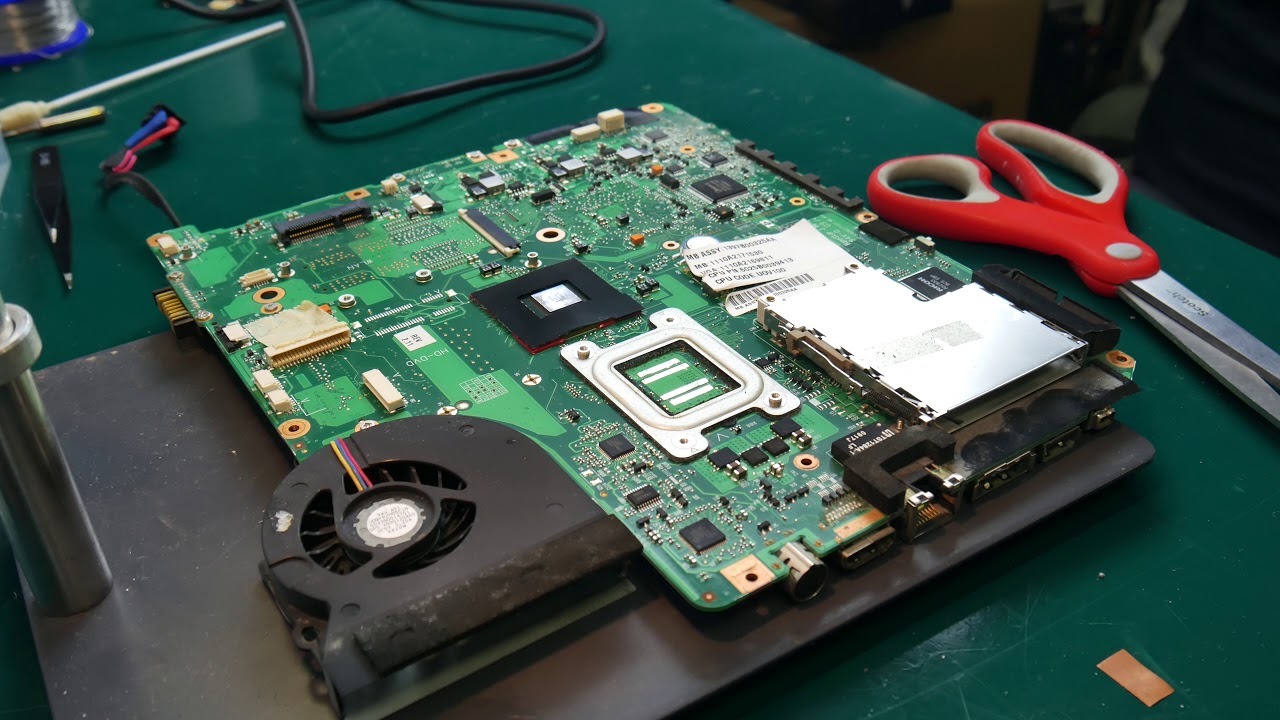 Toshiba A300 wymiana kondensatora NEC TOKIN