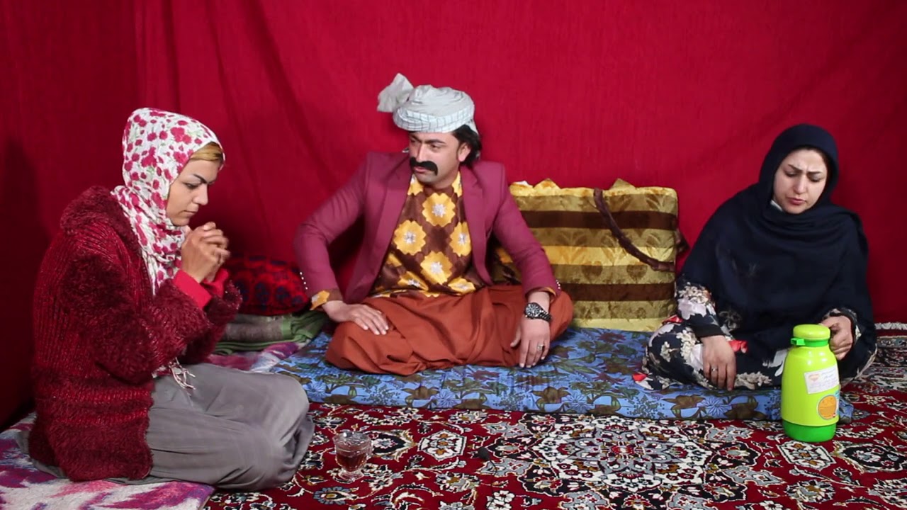 نمایش نامه جالب و دیدنی  بابا دو زن داره  تا شما باشید که از یک زن بیشتر بگیرم😜