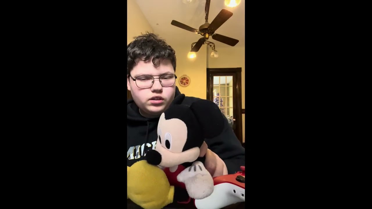 Conner and Mickey Mouse plays vs sonic (but it’s rewrite)