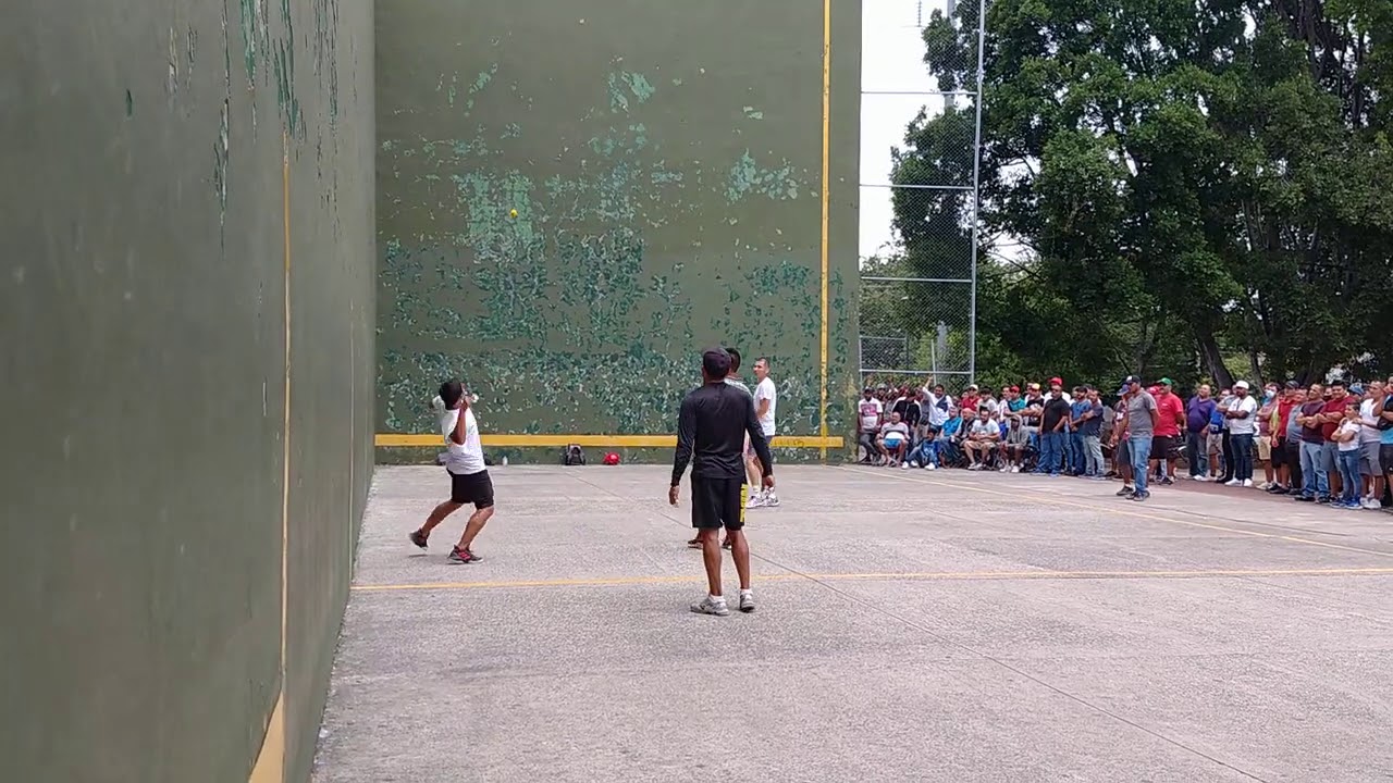 Stich y Dany vs Toby  y winy
