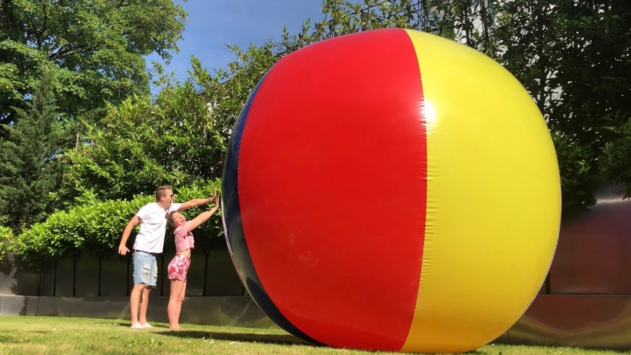 Ich habe den gr&ouml;&szlig;ten BALL aus dem Internet gekauft 😳