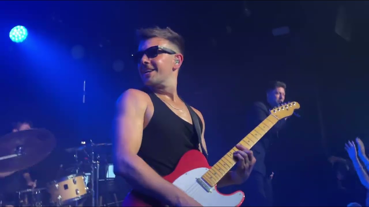 Crash Adams - Optimist (Live Performance)