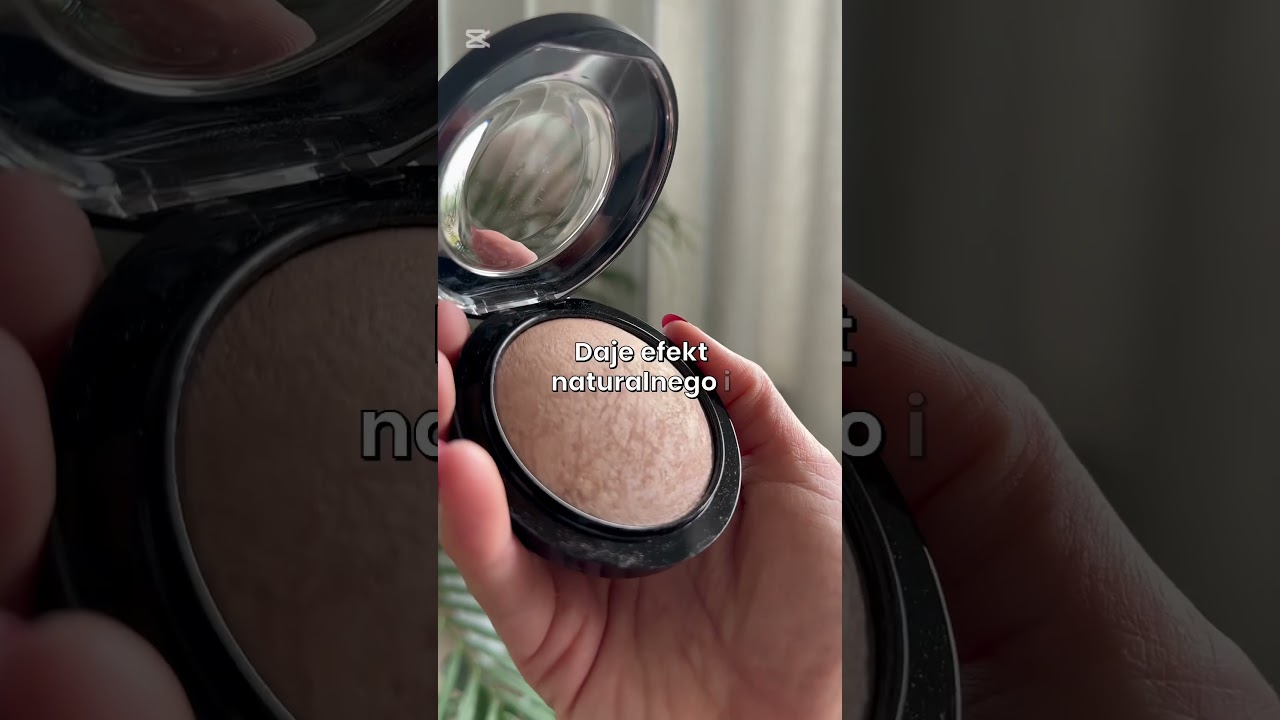 4 produkty bez kt&oacute;rych nie wyobrażam sobie pracy! #cosmetics #makeup #douglas #bestcosmetics