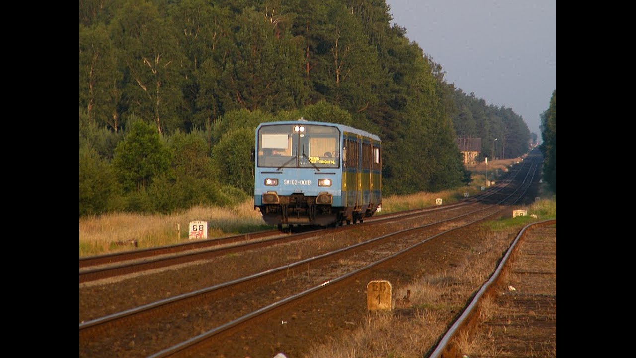 Piąta rano w Czersku i SA102-001 do Tczewa // Early morning DMU SA102-001 at Czersk