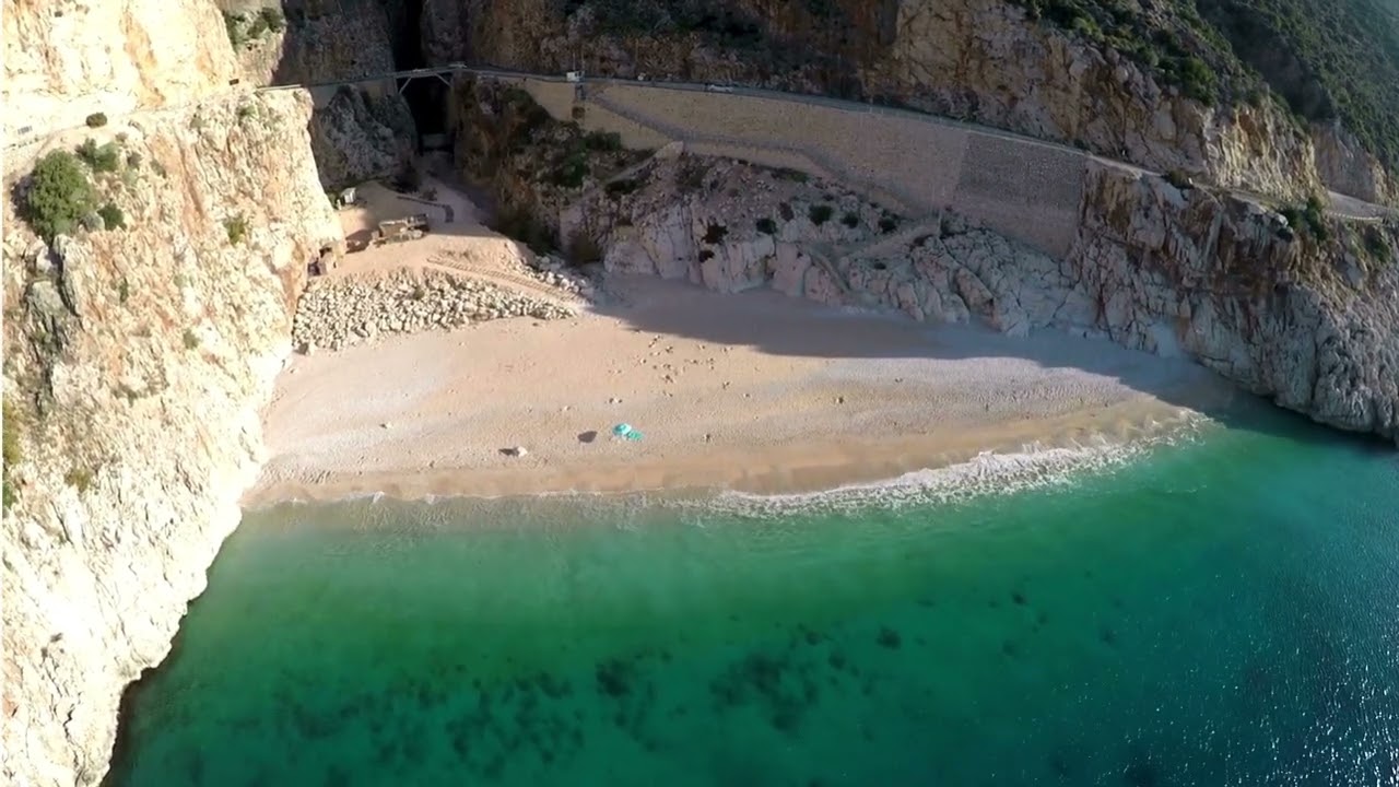 Eslem Yıldırım - Kalkan ile Kaputaşın Arası