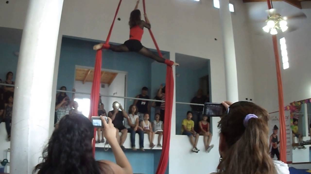 Aerial Silks Earnet it The Weeknd Improvisation