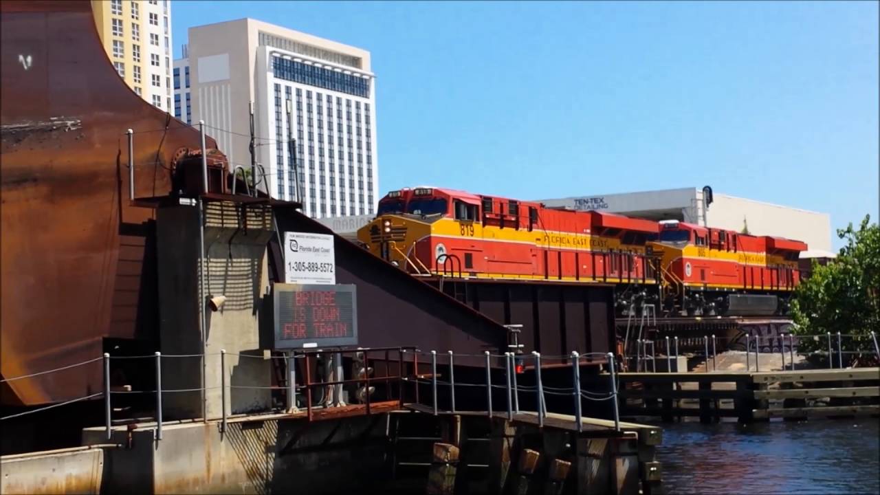 FEC Train 202 #1919 @ FTL Drawbridge