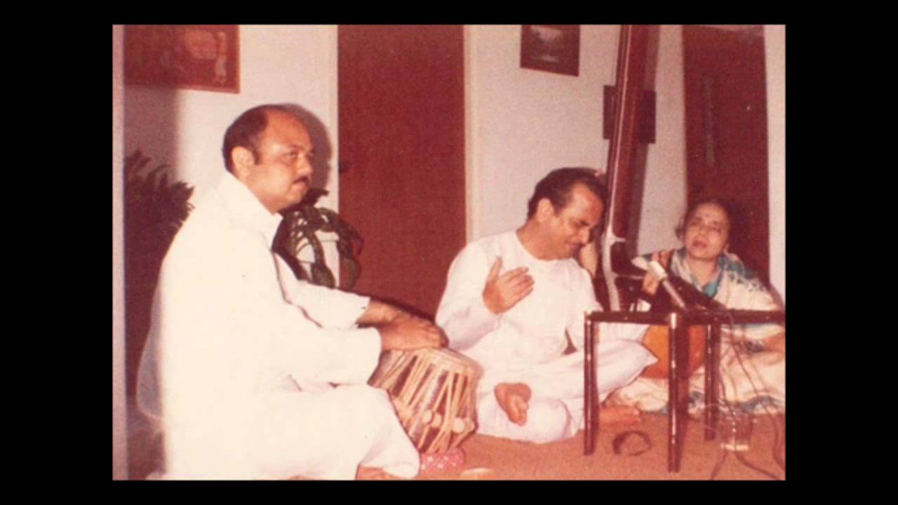 Pt Dinkar Kaikini ~ Raga Bageshri