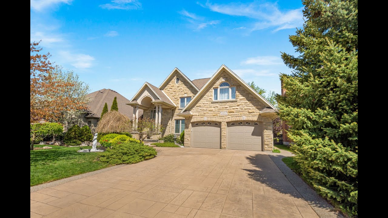 215 Black Maple Court, Kitchener