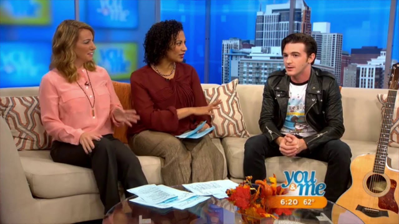 Drake Bell - Interview and singing Makes Me Happy on WCIU You & Me 11/05/15