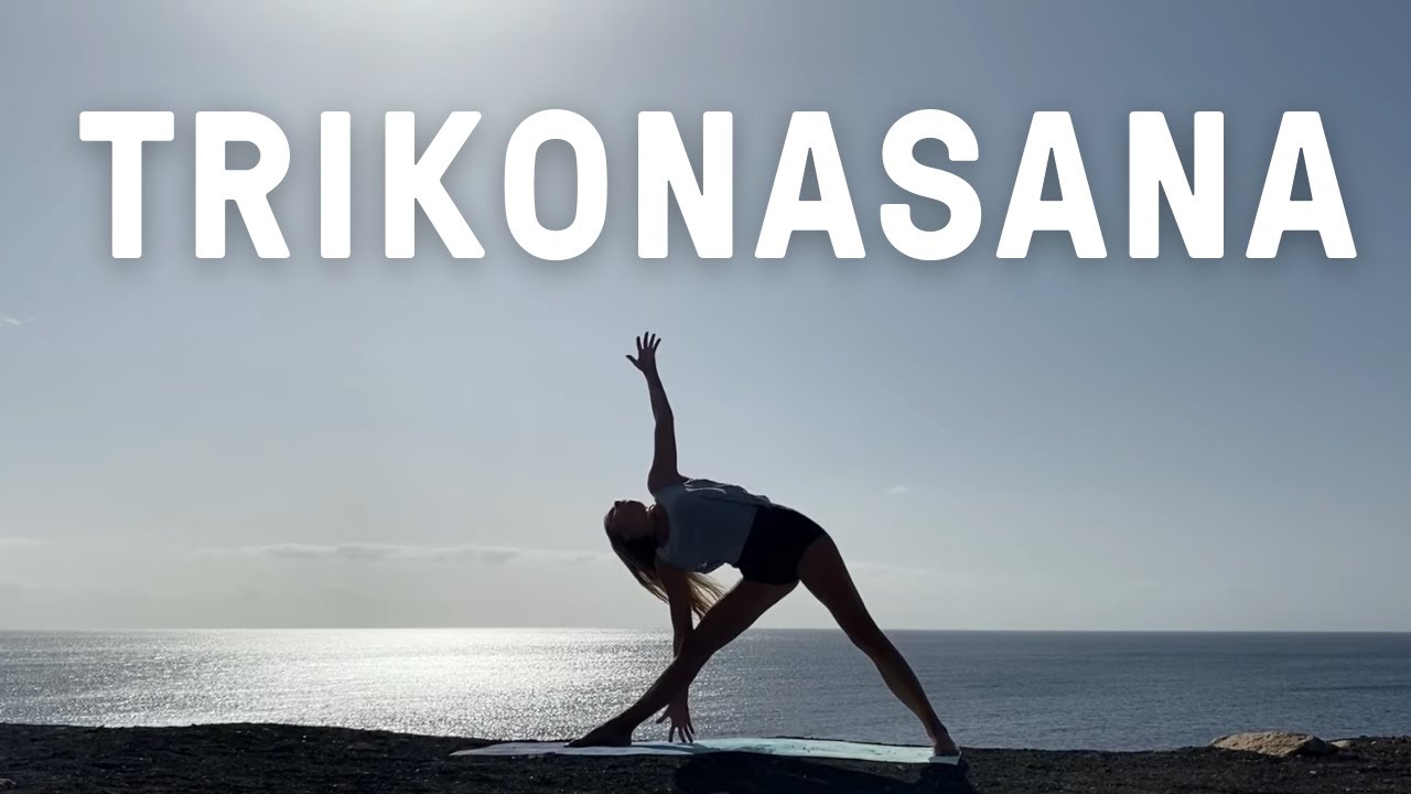 Utthita trikonasana - triángulo - Lucía Liencres yoga