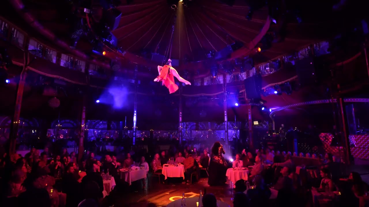 Lindsay Zinzanni Aerial Straps- Full Act