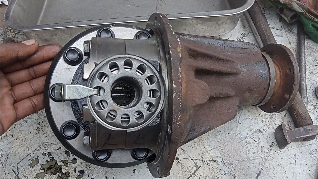 MARUTI SUZUKI EECO DIFFERENTIAL SOUND ON RUNING CONDITION  !! differential sound solution
