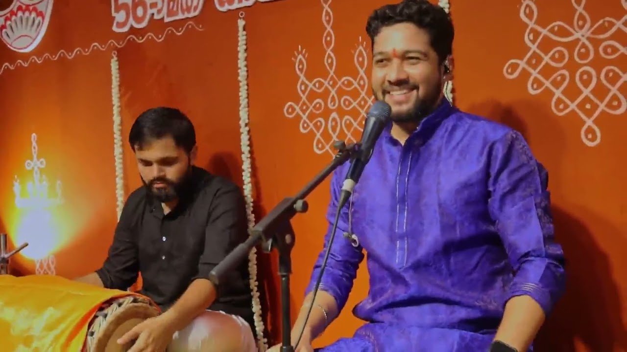winnermoon @ akshay naik. goa. janardhana temple. kochi. marathi bhajan