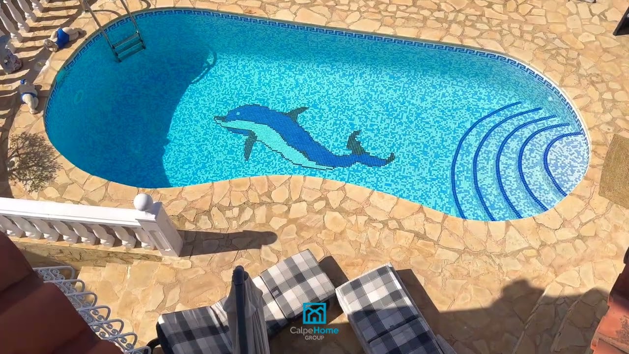 Preciosa villa en Calpe con vistas al mar y al Peñón de Ifach y con piscina privada. Ref: VD1104.