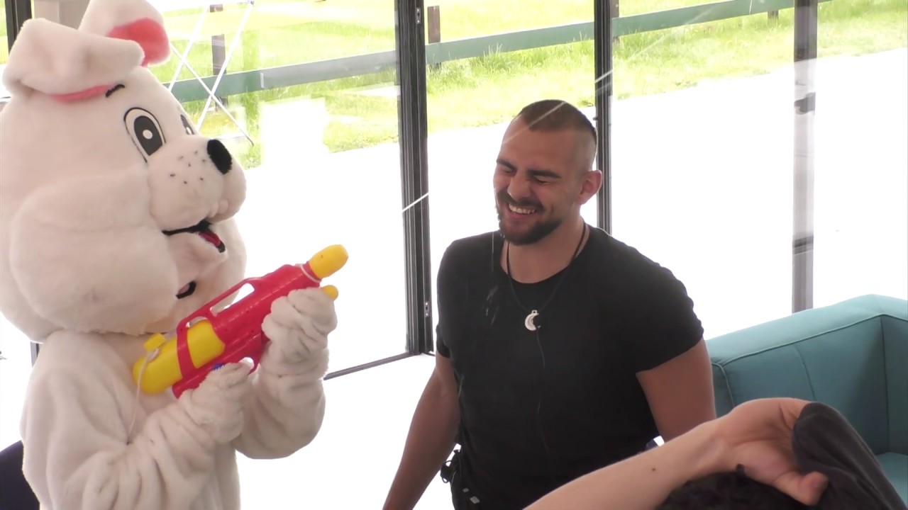 Do Domu Wielkiego Brata wtargnął uzbrojony zając! [Big Brother]
