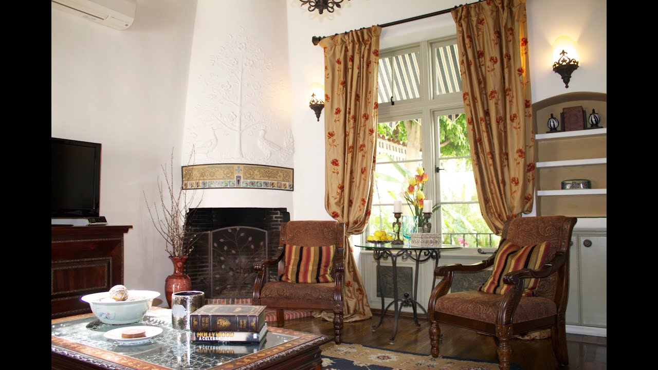 The Charlie Chaplin maisonette at Patio del Morro