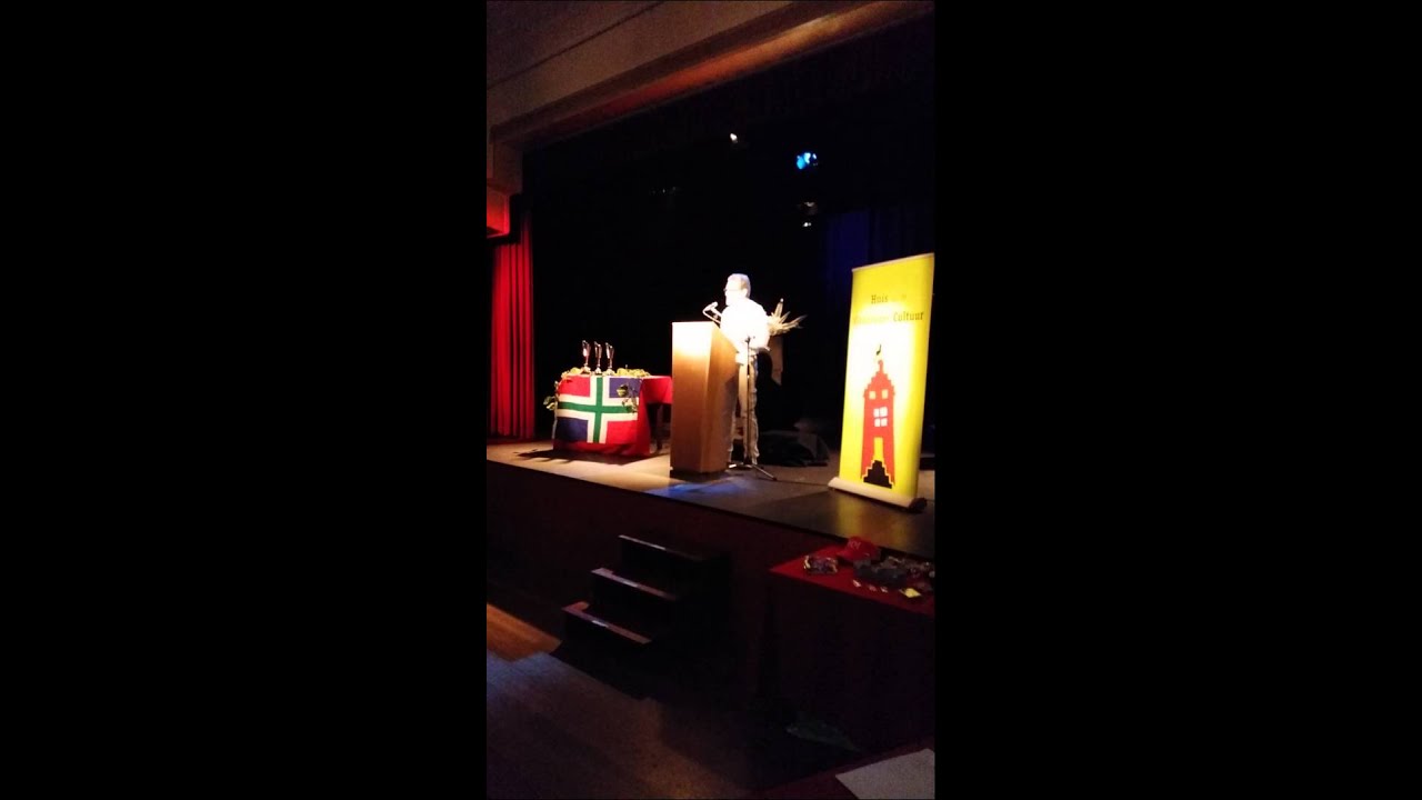 Amsterdamse ijscoman leest voor in het Grunnings