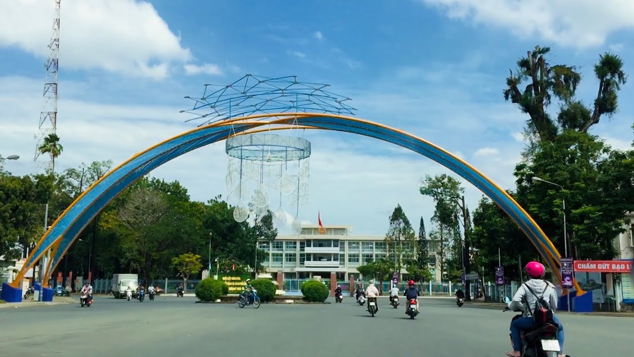 Cần Thơ 2020 Một Ngày Nắng Đẹp - Thành Phố Đáng Sống Miền Sông Nước | Tam Le