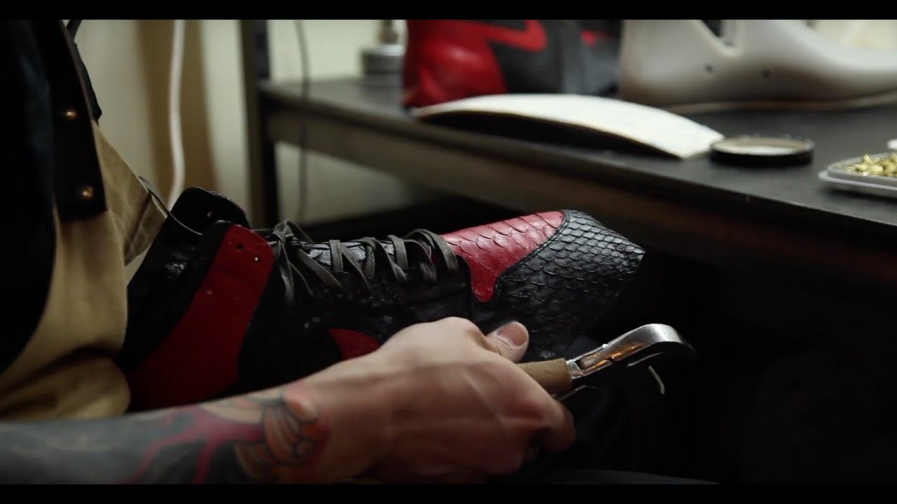 BELLUM - Handcrafting Air Jordan 1 Python Custom Shoes