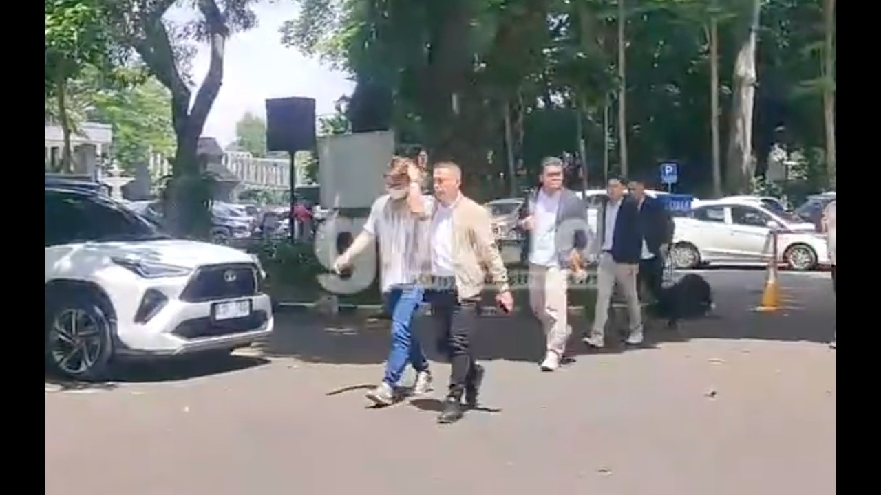 🛑 LIVE GRID.ID: Rizky Billar Datangi Polda Metro Jaya, Kenapa Nih?