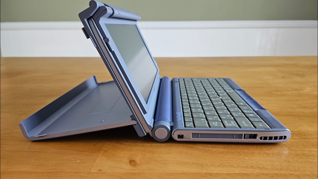 Sony Vaio PCG C2GPS (Rare, 1999) Teardown: SSD Upgrade, Front light testing