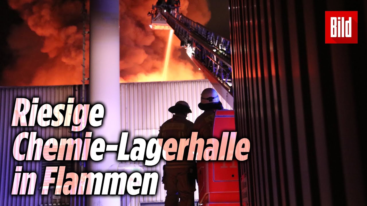 Rauchwolke über Berlin-Marienfelde: 100+ Feuerwehrleute im Einsatz | Großbrand in Chemie-Lagerhalle