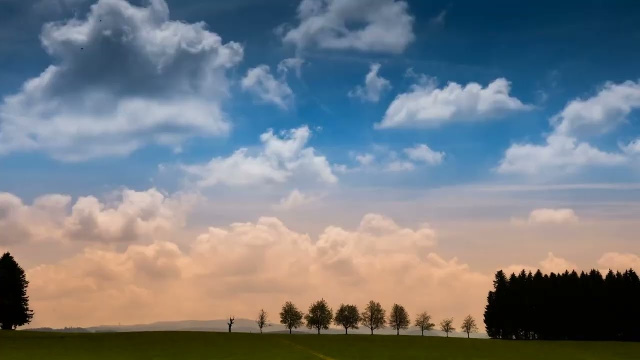 RELAXING WITH N SOFT PIANO MUSIC