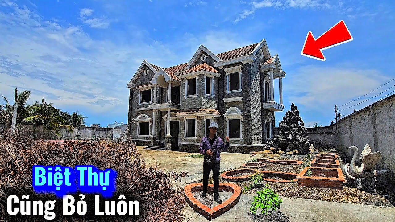 Bí Ẩn Biệt Thự Cũng Bỏ Hoang Rất Nhiều Tranh Đắt Tiền Bị Phá Bỏ