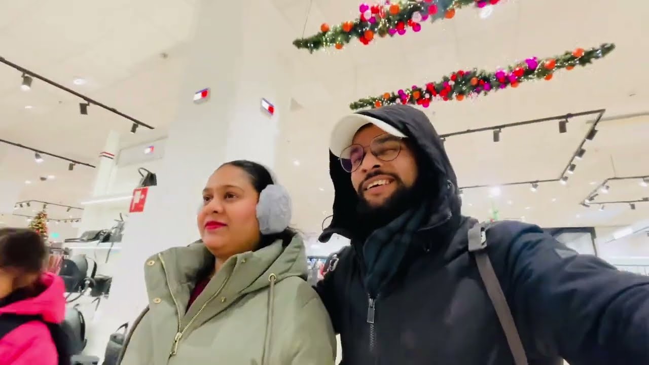 This Christmas Market in Brussels Feels Like a Fairytale | A Cozy Christmas Evening in Brussels