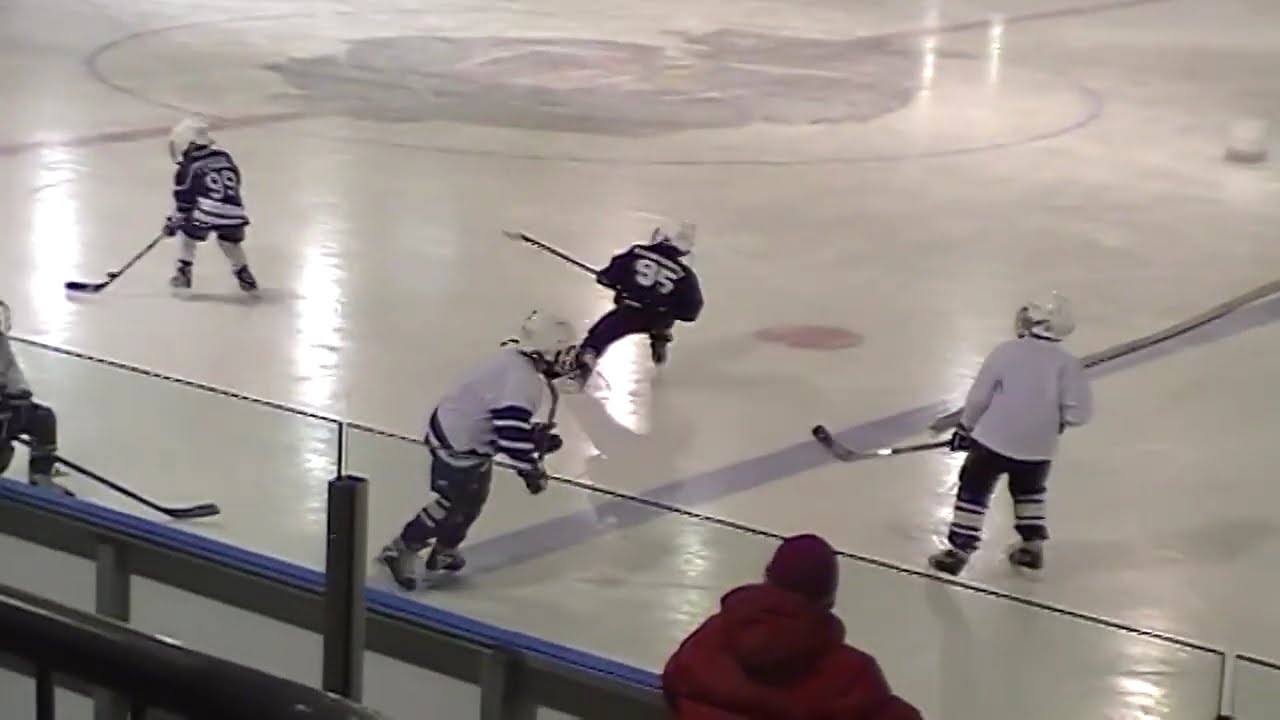 Hockey Kids 22 (2011)