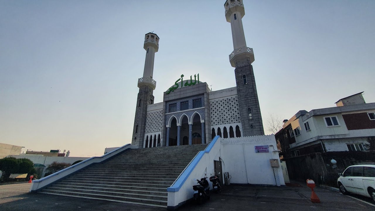 [4K] Seoul Central Mosque and Muslim Street Walk, Itaewon Seoul Korea, 이태원 무슬람 거리 걸어서 서울중앙성원 구경하기