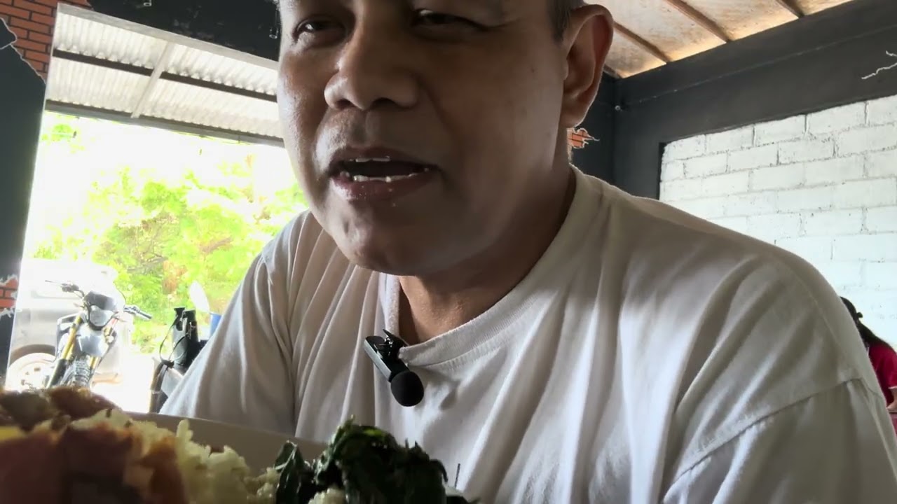 CARA NGIRIT BIAYA PERJALANAN: NIKMATI SAJIAN LEZAT NASI PADANG di SINGARAJA, BALI TIMUR (MURAH)