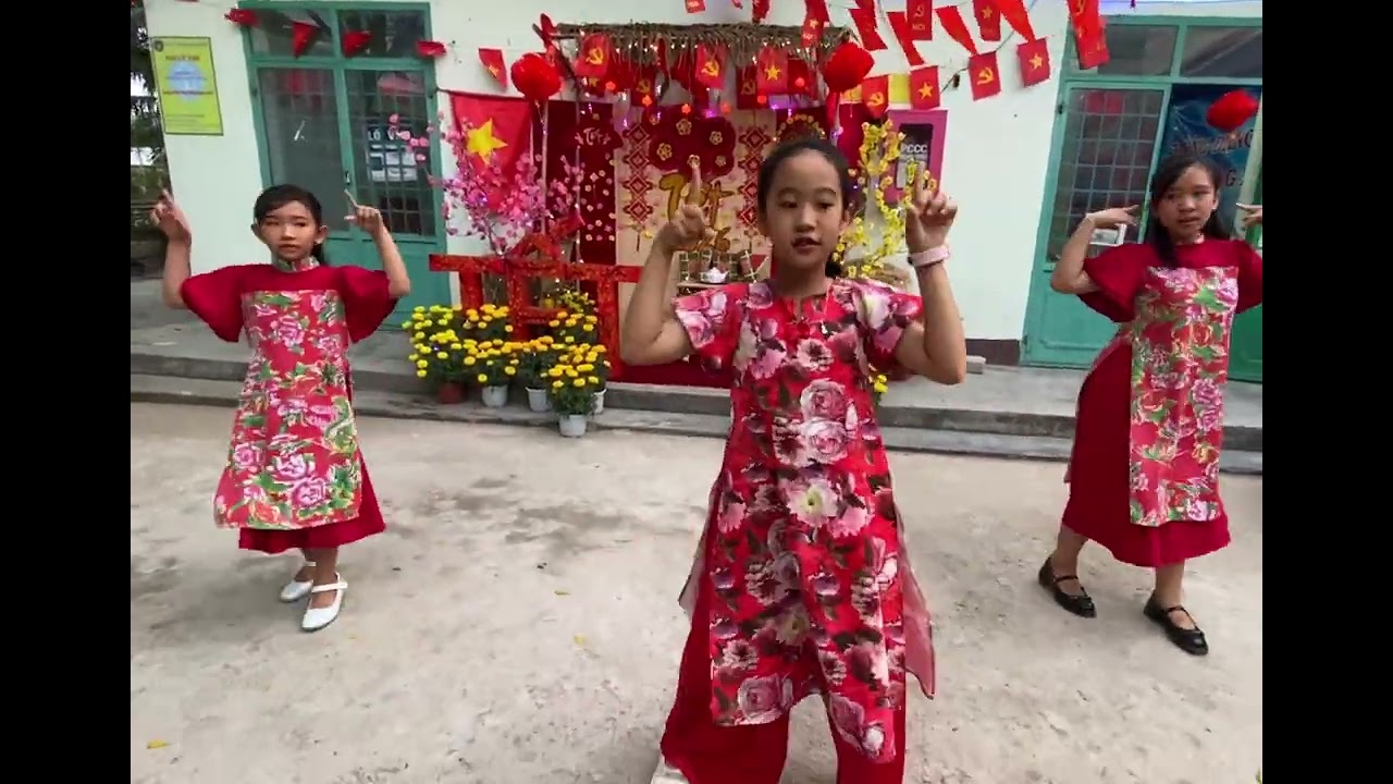 Chuyện Cũ Bỏ Qua - Nhóm 3 Chị Em 