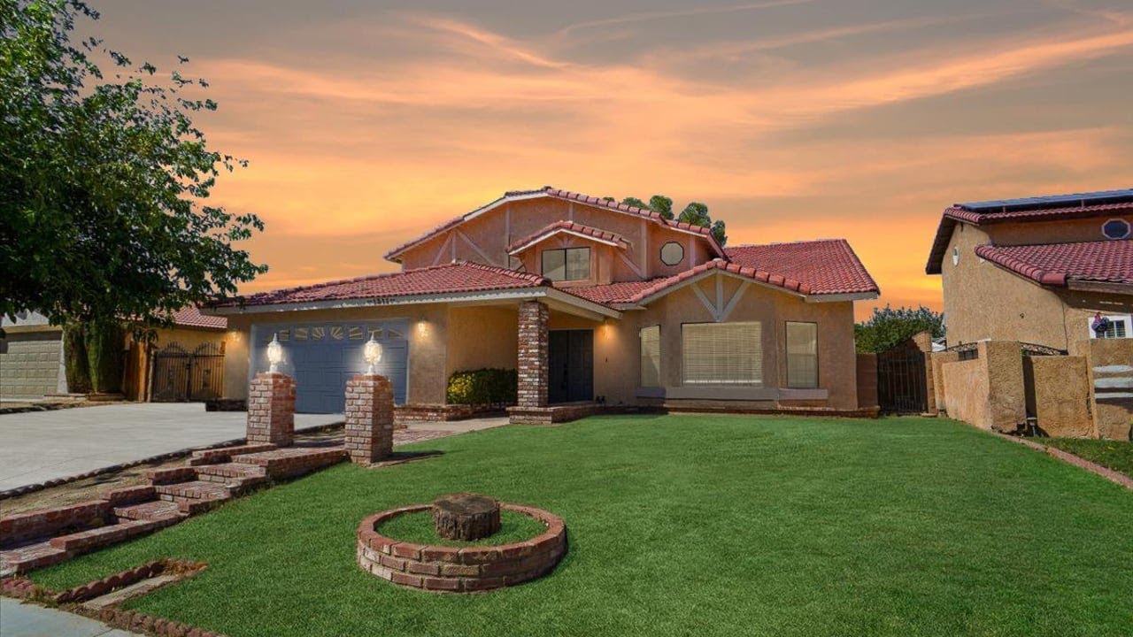 1311 Herzel Ave, Lancaster, CA
