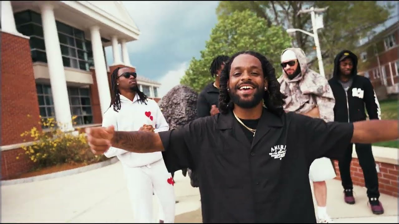 LukeWoods - Graduated ( Dir. Il.fx )