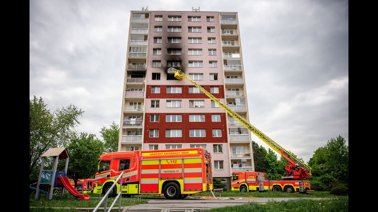 Výbuch a požár na Dubině: Obyvatelé prchali z oken před plameny