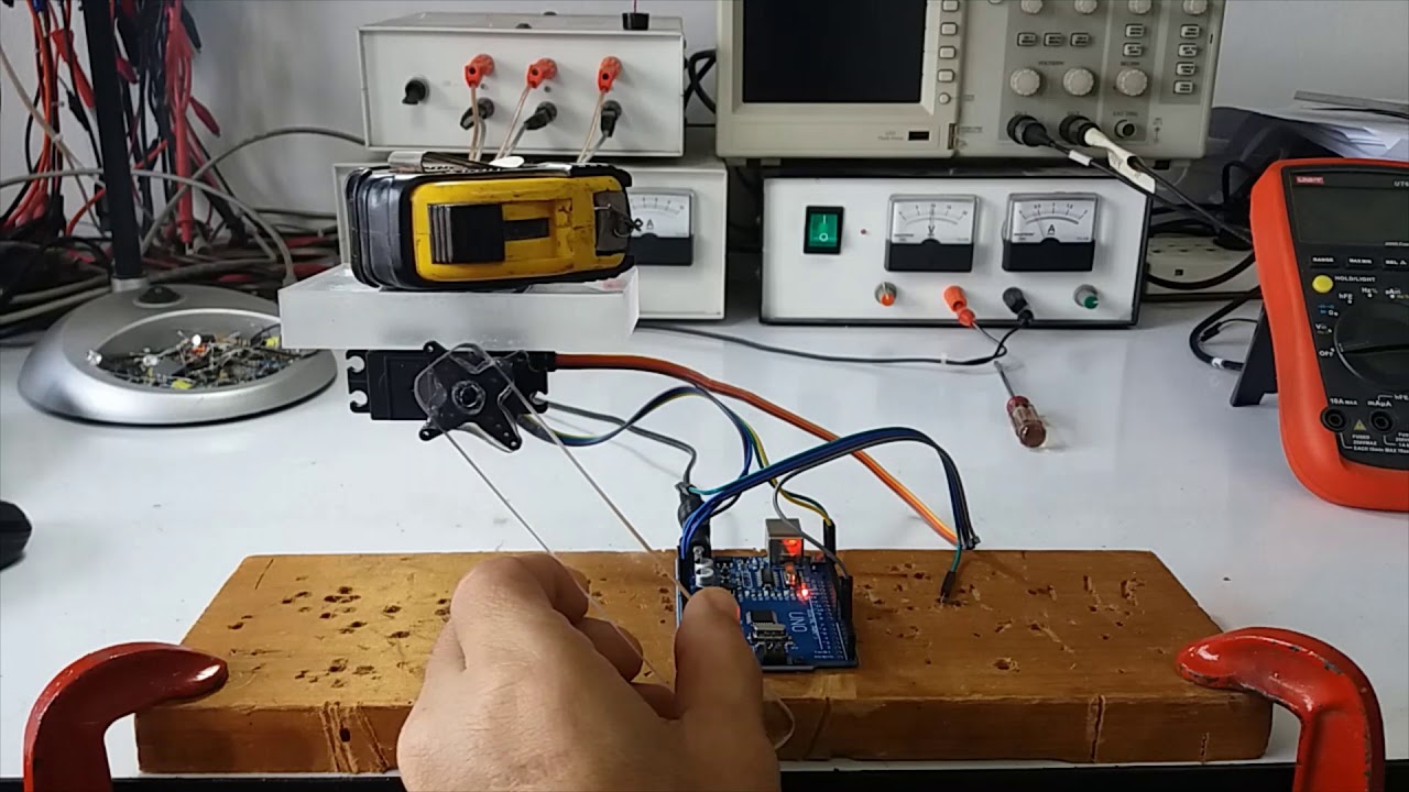 Servo motor Balance by Arduino UNO