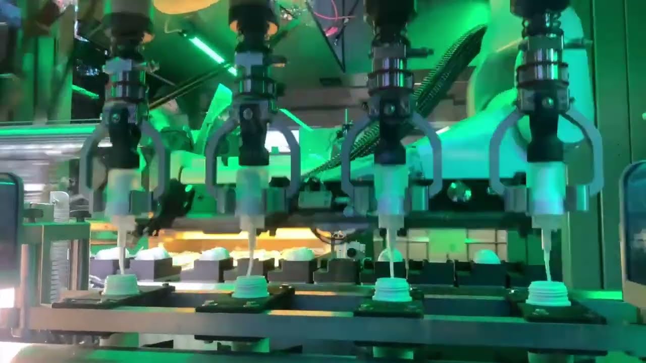 ACOPOStrak Flexible, compact production filling & capping line with - U2 Robotics Cleanline