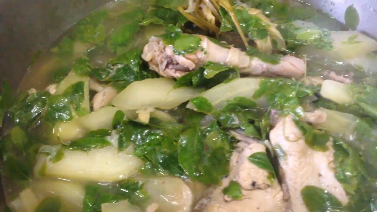 How to Cook Chicken Tinola | Filipino Chicken Soup Dish w/ Malunggay Recipe