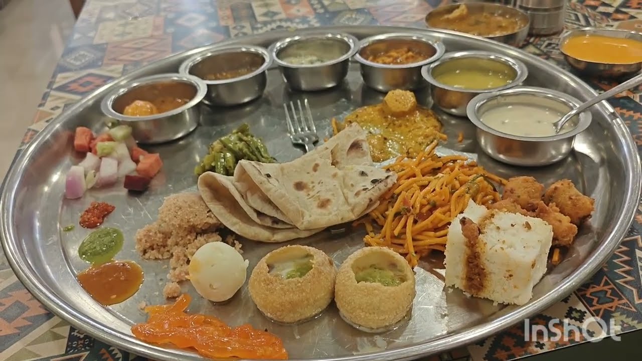 Shahi Bhoj Restaurant Aurangabad | Executive Thali | Pure Vegetarian Thali Review