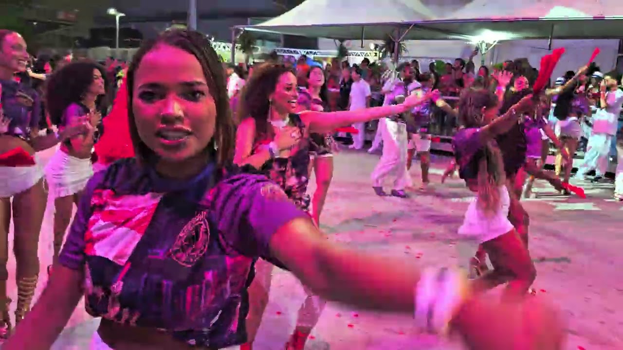 SALGUEIRO 2026 | MINIDESFILE NA CIDADE DO SAMBA 