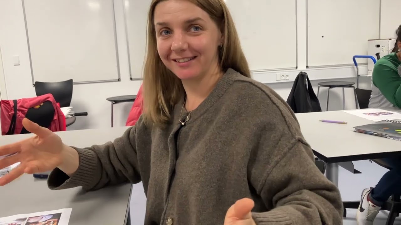 Maryna og Natalia viser eksempel på  mundtlig modultest 2.4 -del 2: samtale 