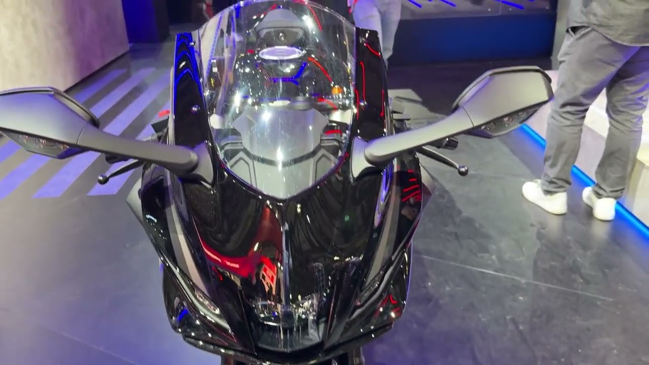 Yamaha R7 (2026) Walkaround – World Debut | EICMA 2025 Milan