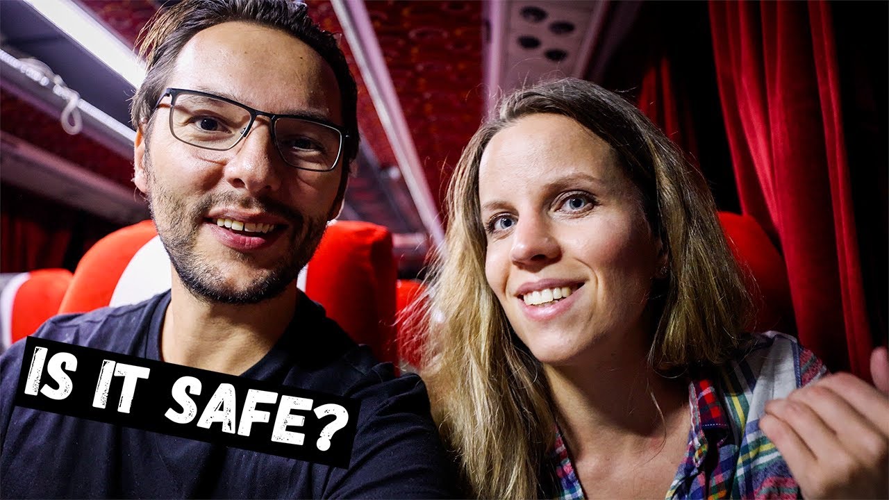How is a NIGHT BUS in COLOMBIA? How to get from BOGOTA to MEDELLIN