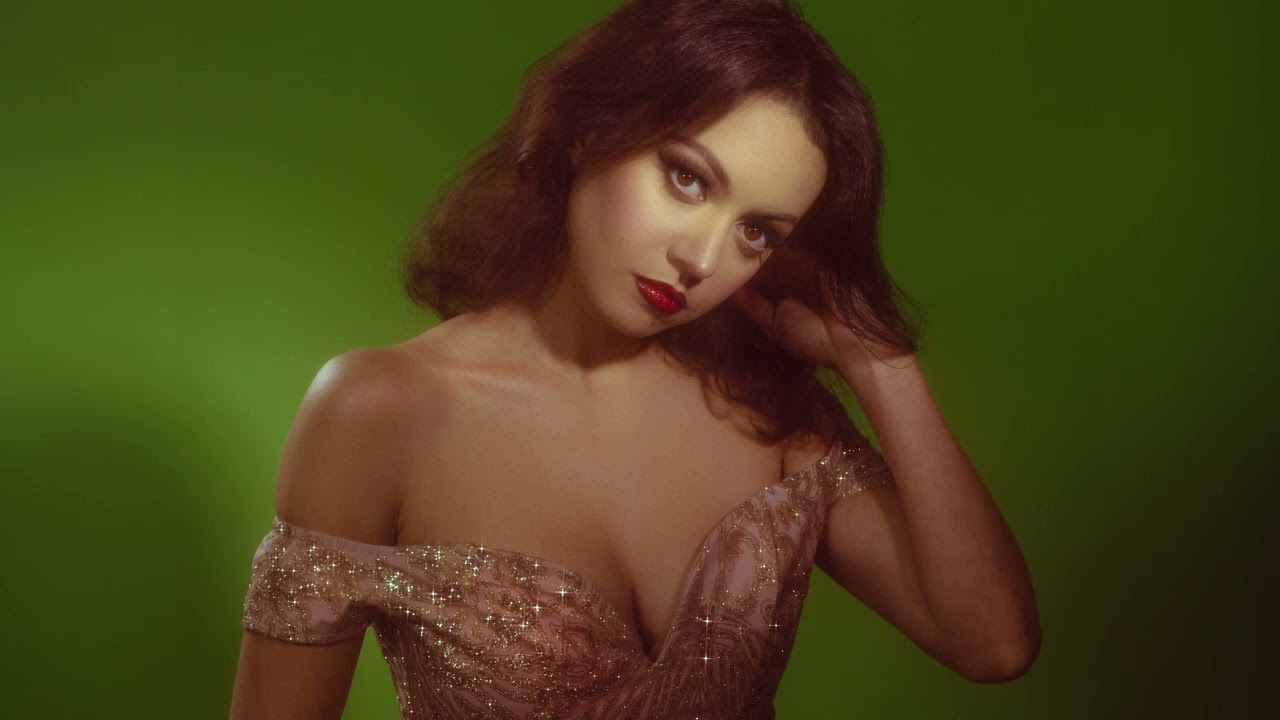 Sahara Beck 'Cigarettes' Audio Video