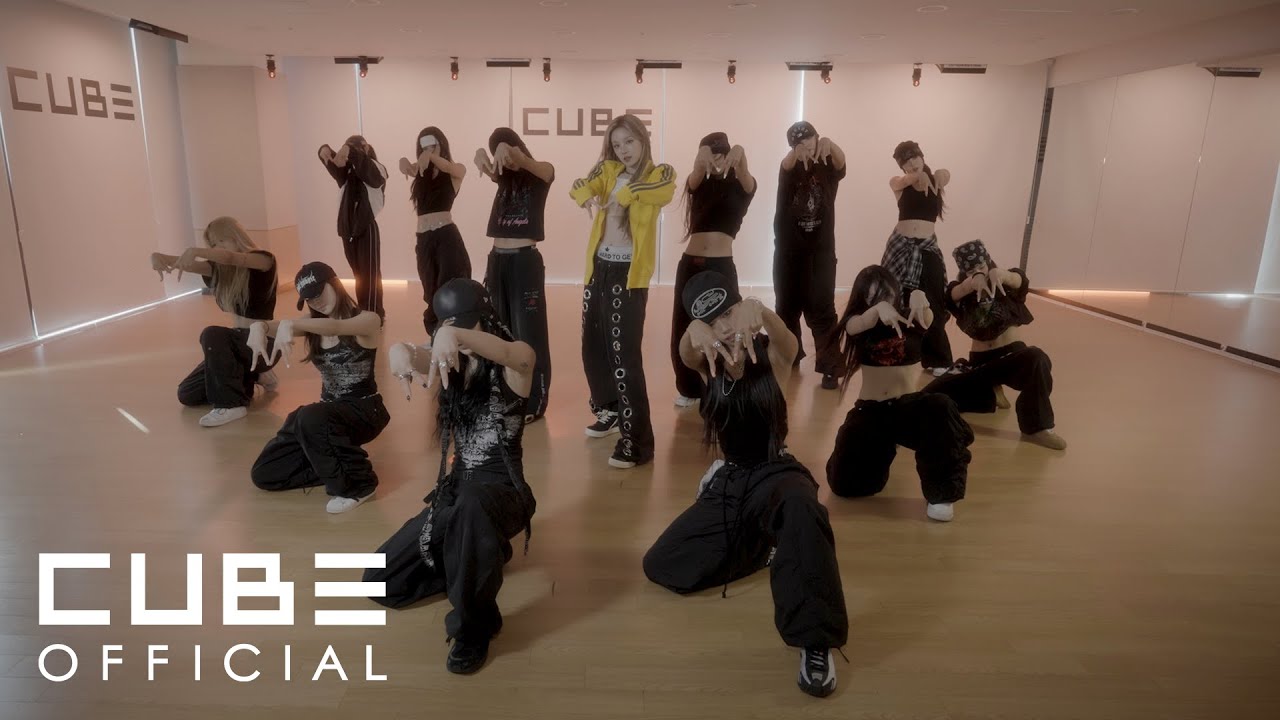 우기 (YUQI) 'M.O.' Choreography Practice Video