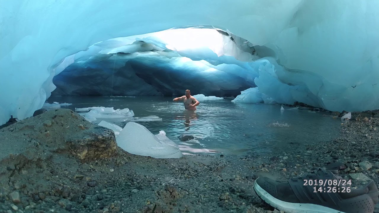 Morsowanie Norwegia lodowiec Folgefonna Jaskinia Lodowa