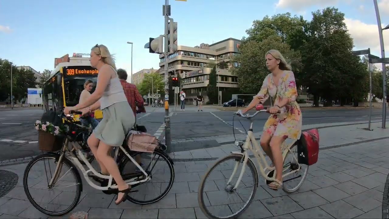 Oldenburger Stadtfest: am Samstag Abend um die Innenstadt