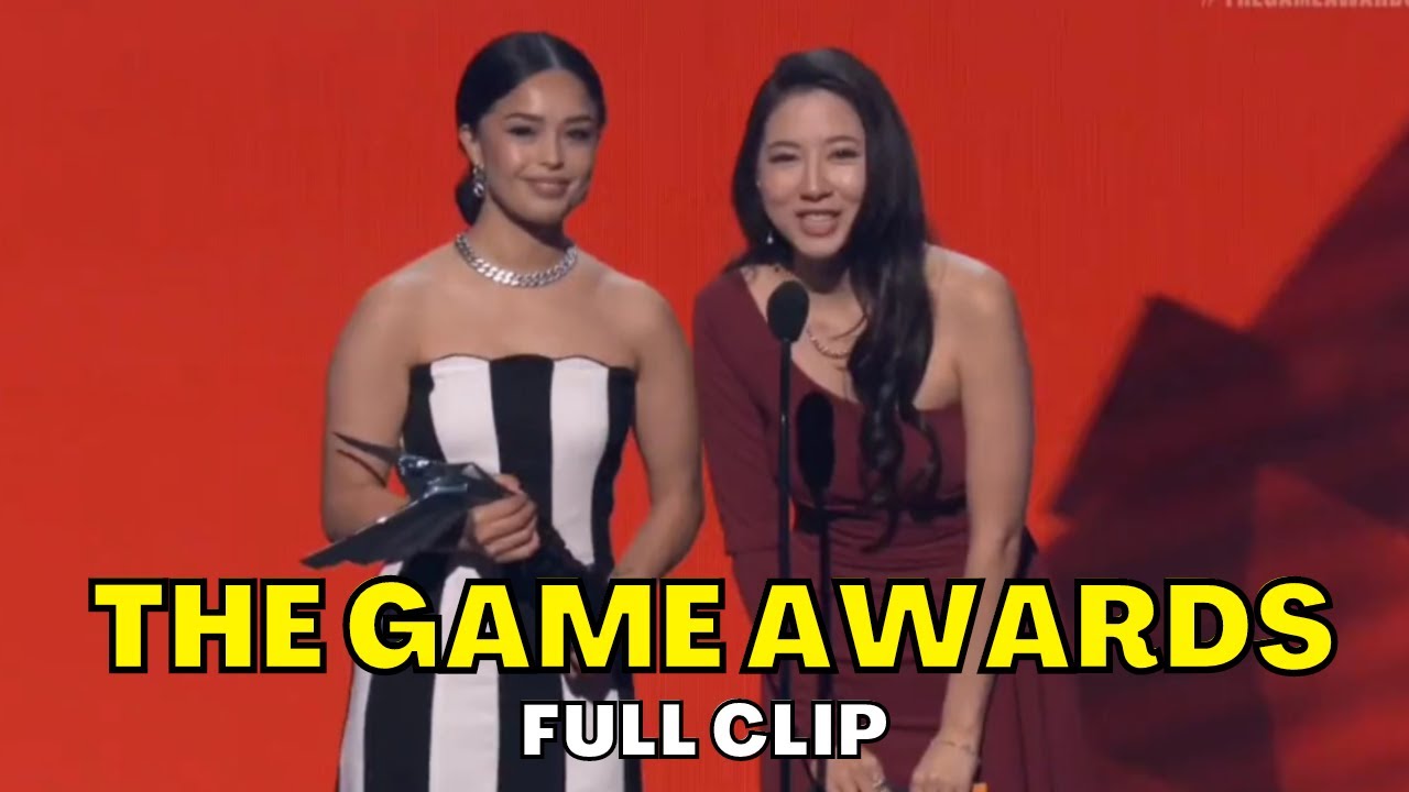 Valkyrae and Fuslie presenting the Innovation in Accessibility award at The Game Awards (Full Clip)